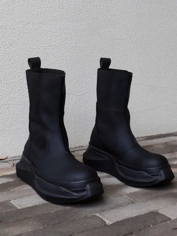 Кроссовки в готическом стиле для мужчин