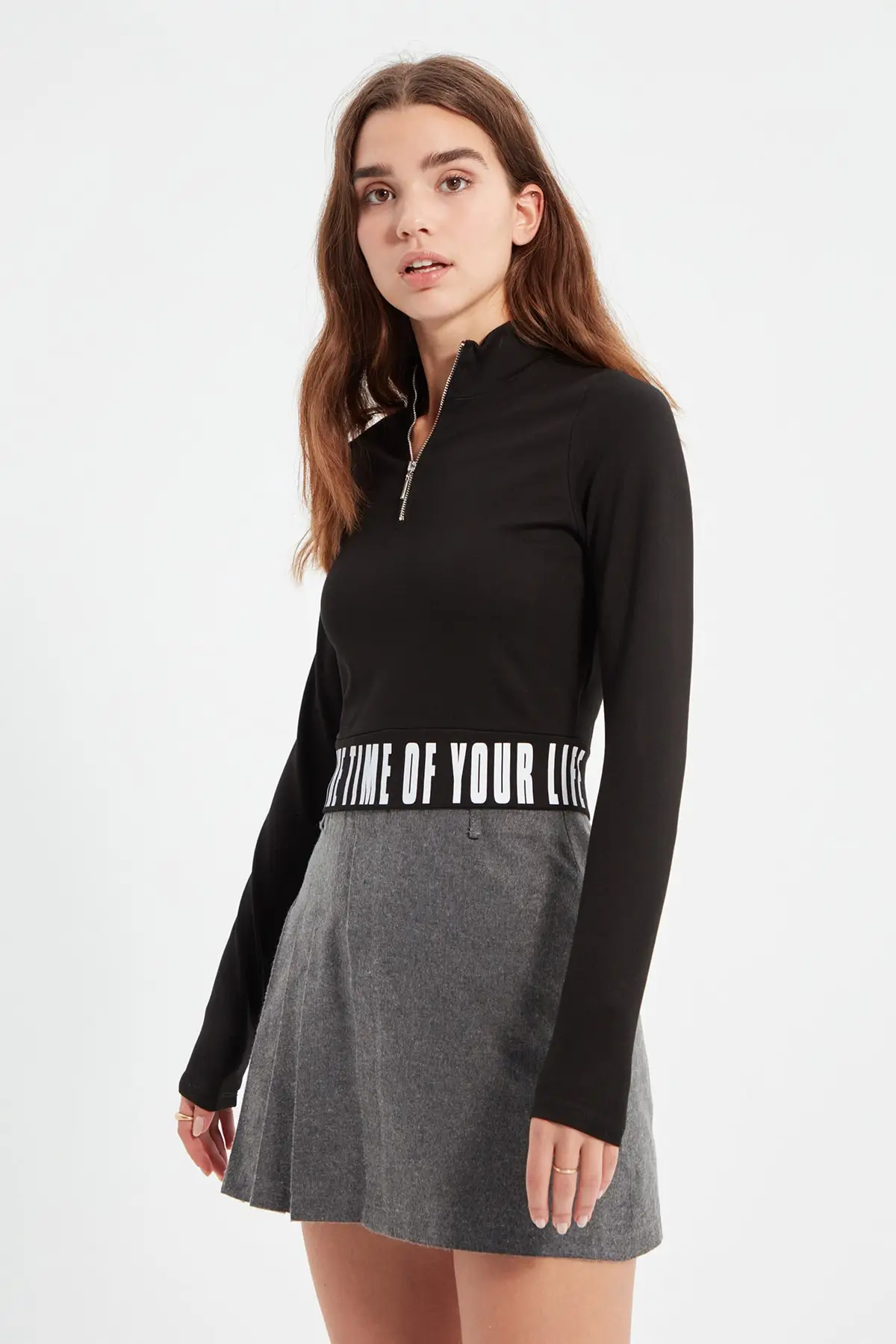 

Trendyol Upright Collar Zipper Crop Knitted Blouse TWOAW22BZ0875