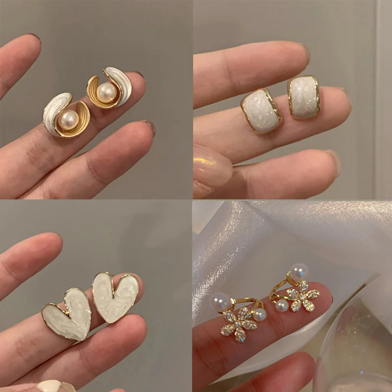 

2022 Korean Elegant Cute Shell Pearl Stud Earrings For Women Girls Irregular Metal Circle Brincos Jewelry Gifts
