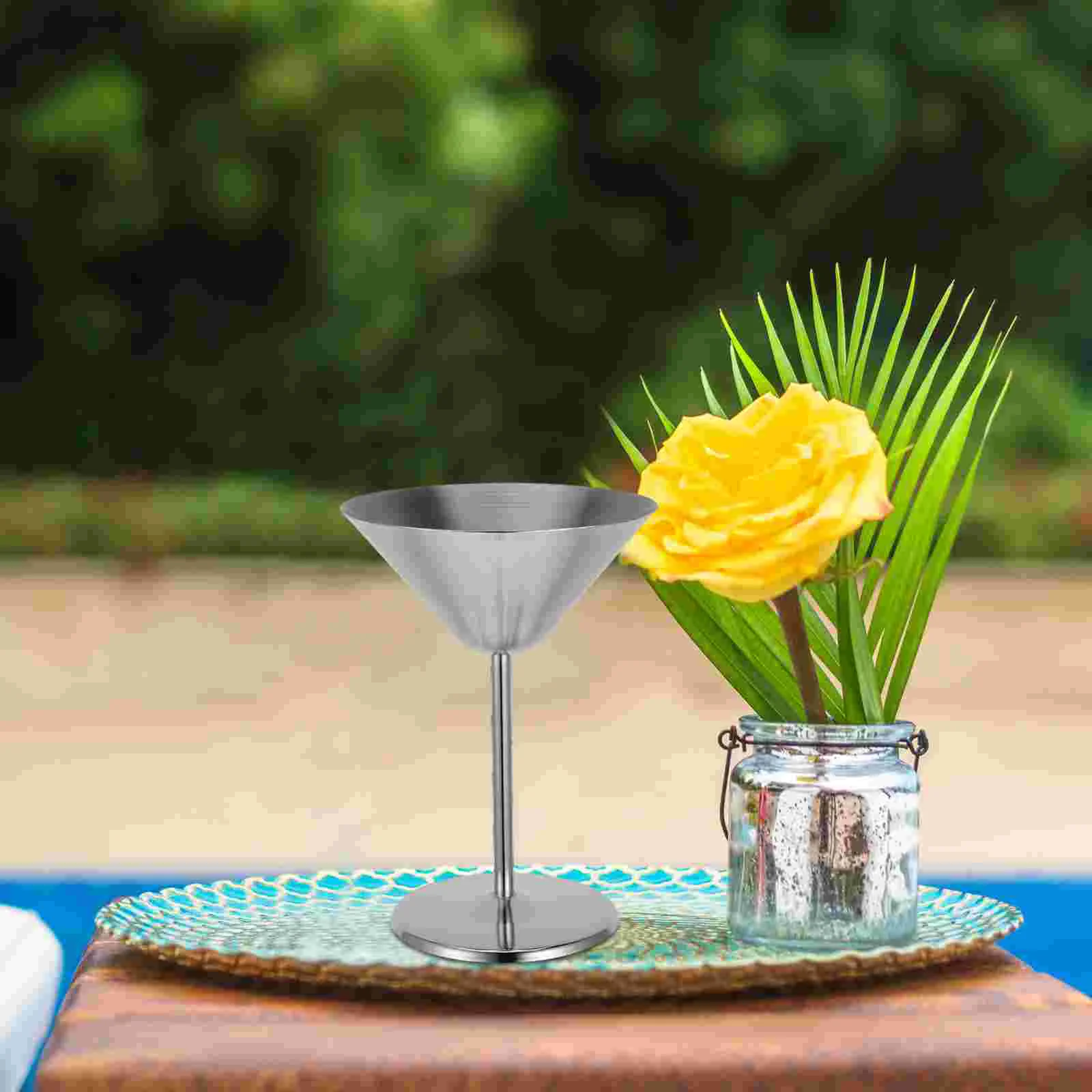 Бокал для коктейлей Бокалы из нержавеющей стали треугольные бокалы красной воды