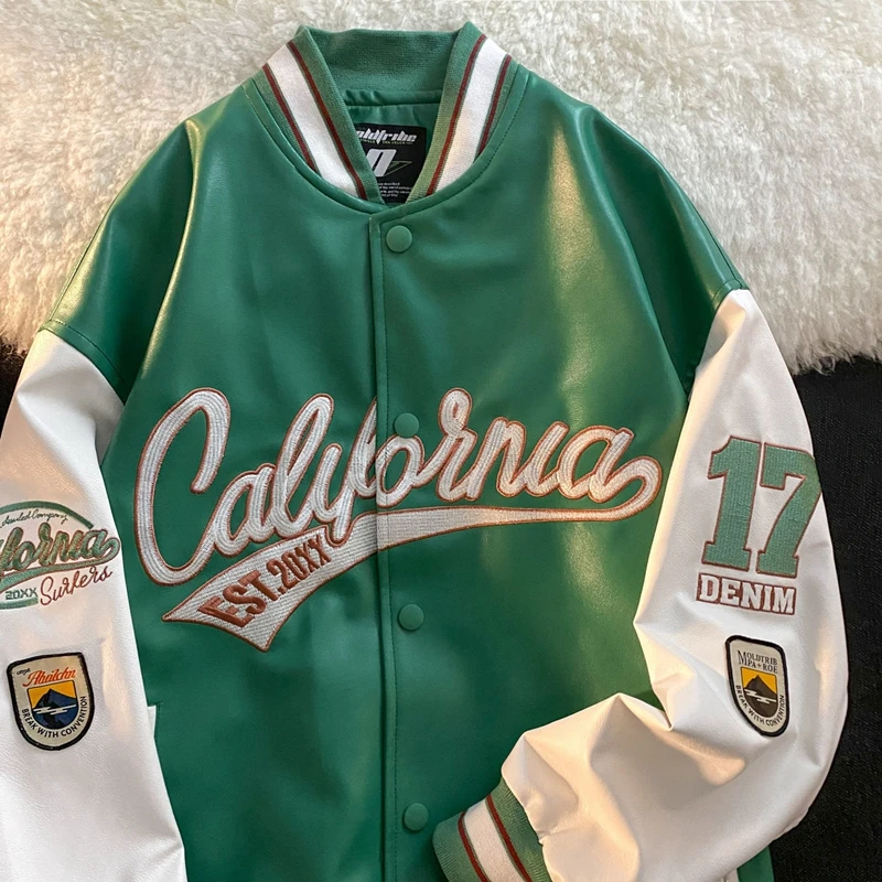 

Mantel Jaket Sulaman Huruf Retro Amerika Jaket Longgar Kasual Pasangan Seragam Bisbol Kulit Jalanan Bom Sepeda Motor Pria