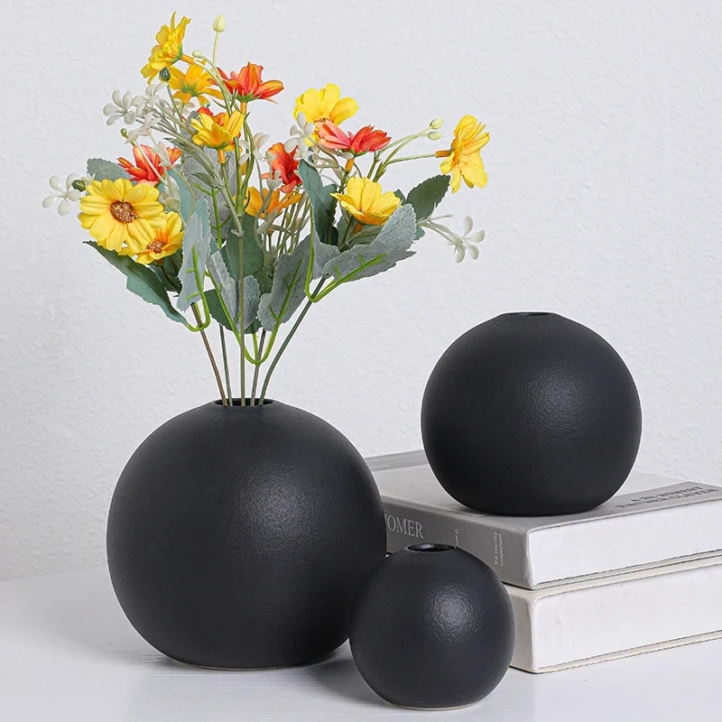 

Nordic Spherical Vase Ceramic Home Ornaments White Creative Flower Pot Home Decoration Office Living Room Bedroom Decor