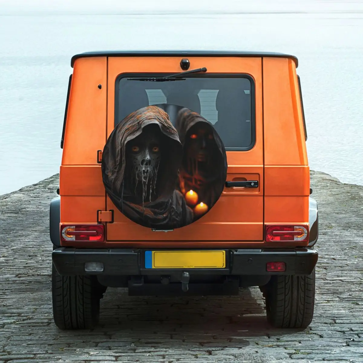 

Крышка для запасных шин с изображением черепа для защиты от атмосферных воздействий