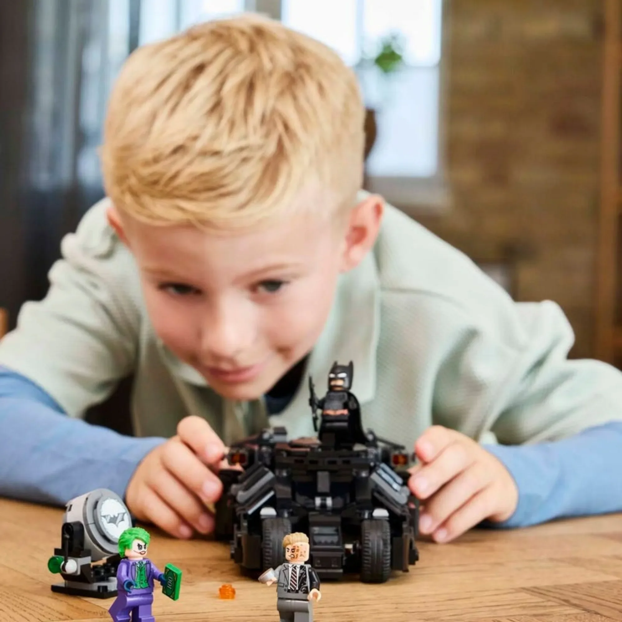 LEGO 76303 Бэтмен™ Конструктор для детей от 8 лет 429 деталей