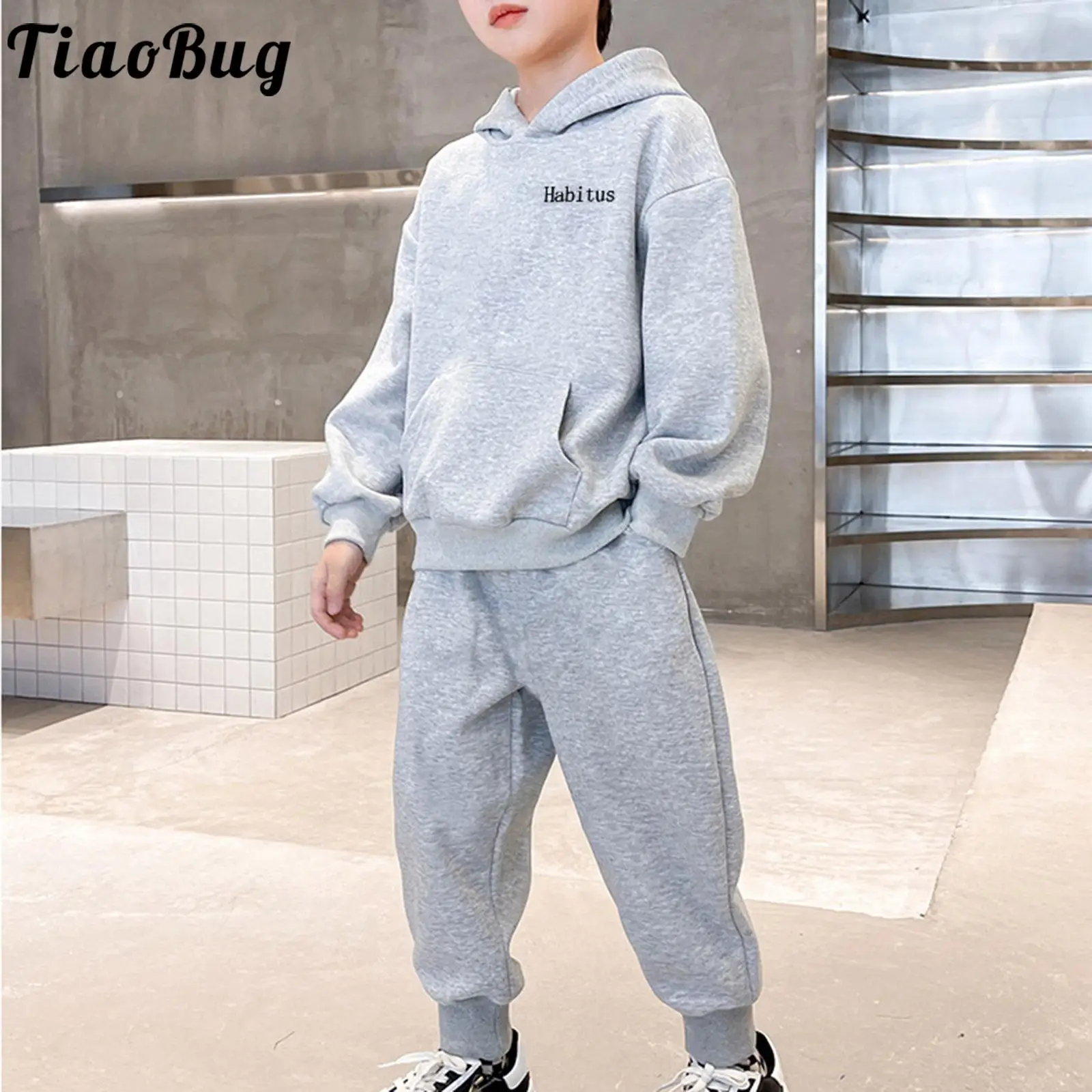 

Kids Boys Two-Piece Tracksuit Sports Outfit Casual Letter Print Long Sleeve Pocket Hoodie with Sweatpants For School Basketball