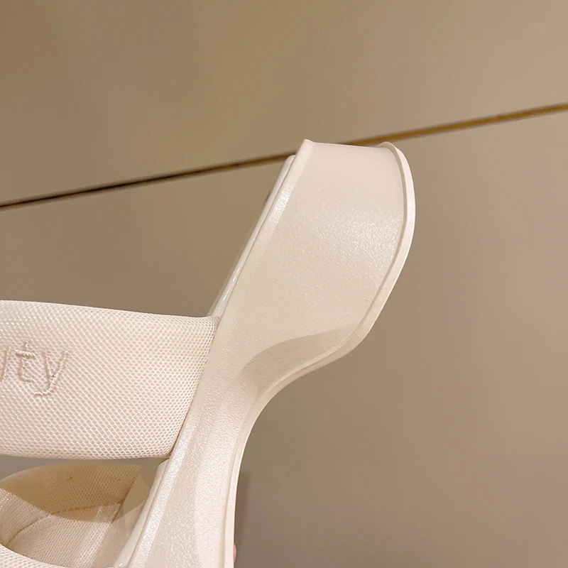 New Summer Women Platform Slippers Square Toe Fashion One Word  Outer Wear Mid Heels Beach Sandals Designer Party Ladies Slides