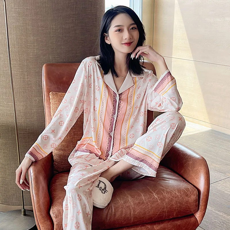 New Women's Pajamas Lively Lovely Comfortable Long Sleeved Suit Nightwear Cardigan Home Clothes Lady Sleepwear Nightgown