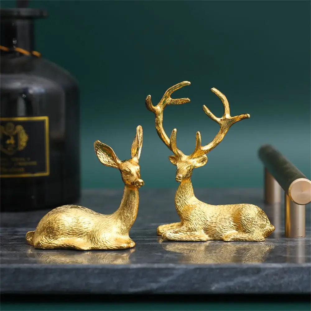 

2 Pcs Nordic Christmas Reindeer Figurine Geometric Resin Sitting Standing Elk Deer Statue For Home Office Decoration Accessorie