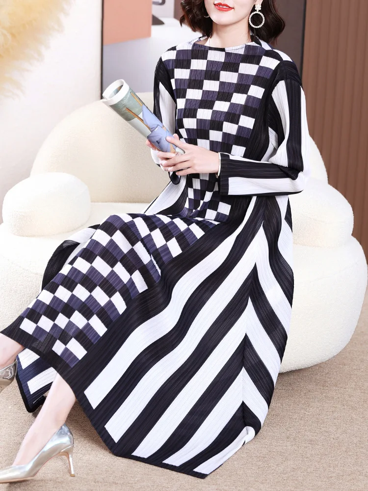 2023 Spring And Summer A-line Printed Pleated Dress New Arrival For Woman