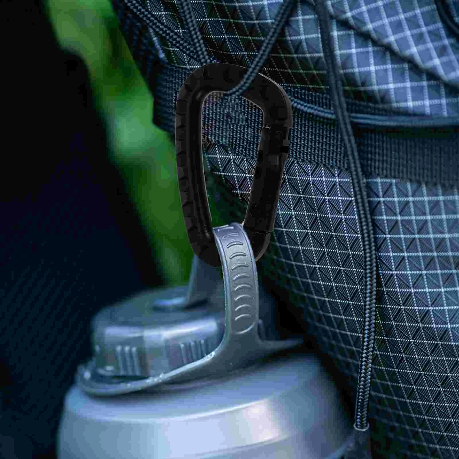 

6 Pcs Key Chain Climbing D Rings Lightweight Hanging Buckle Shape Mountaineering Keychain Hook