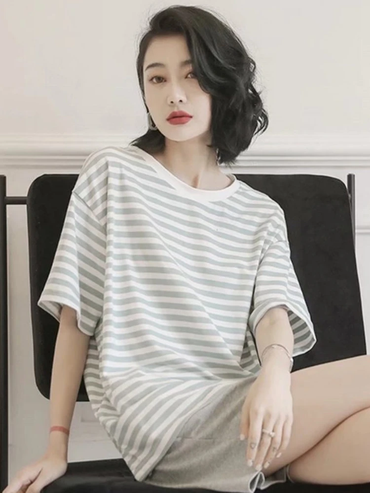 Летний повседневный комплект с шортами для женщин спортивная одежда полосатые