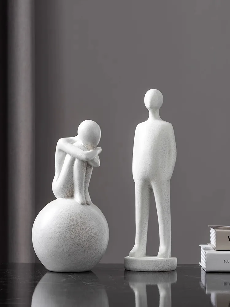 Абстрактная статуя из полимера для семьи