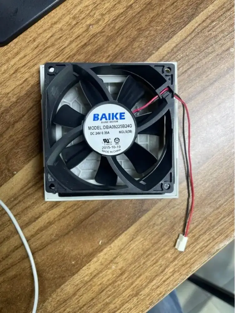 R3G355-RB03-10 DBA09225B24G Корпуса Шкафы Комплекты фильтров для вентиляторов 08038RA-24P-FB