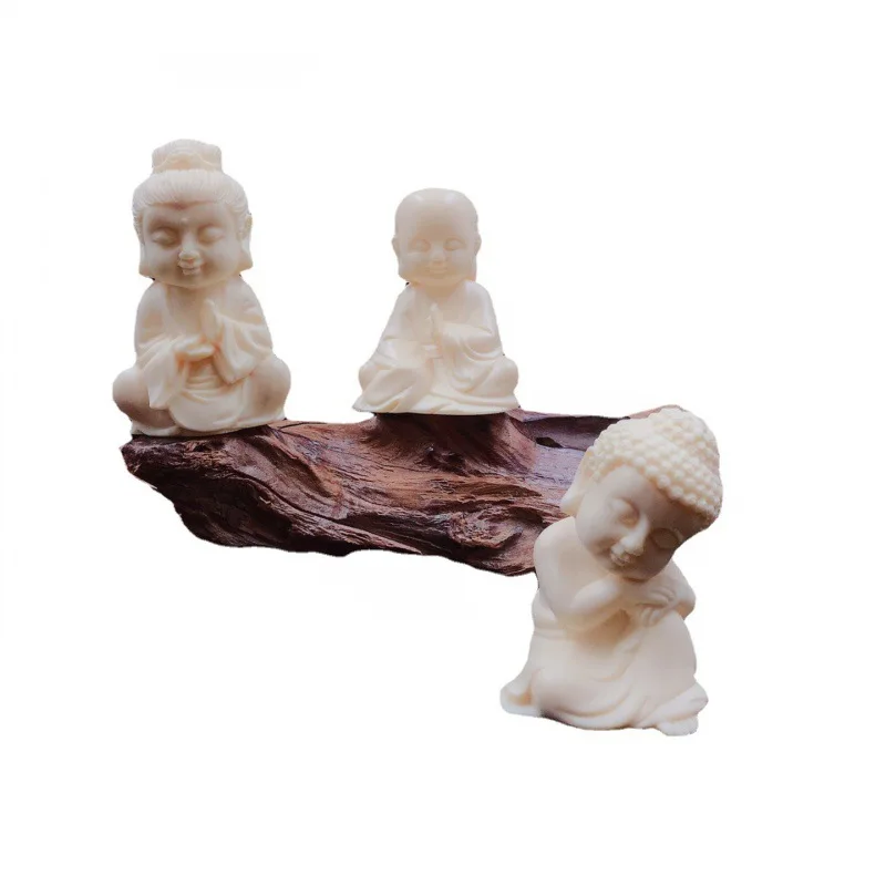 Резной орех цвета слоновой кости вращающийся три Святых Шакьямуни Дизань король