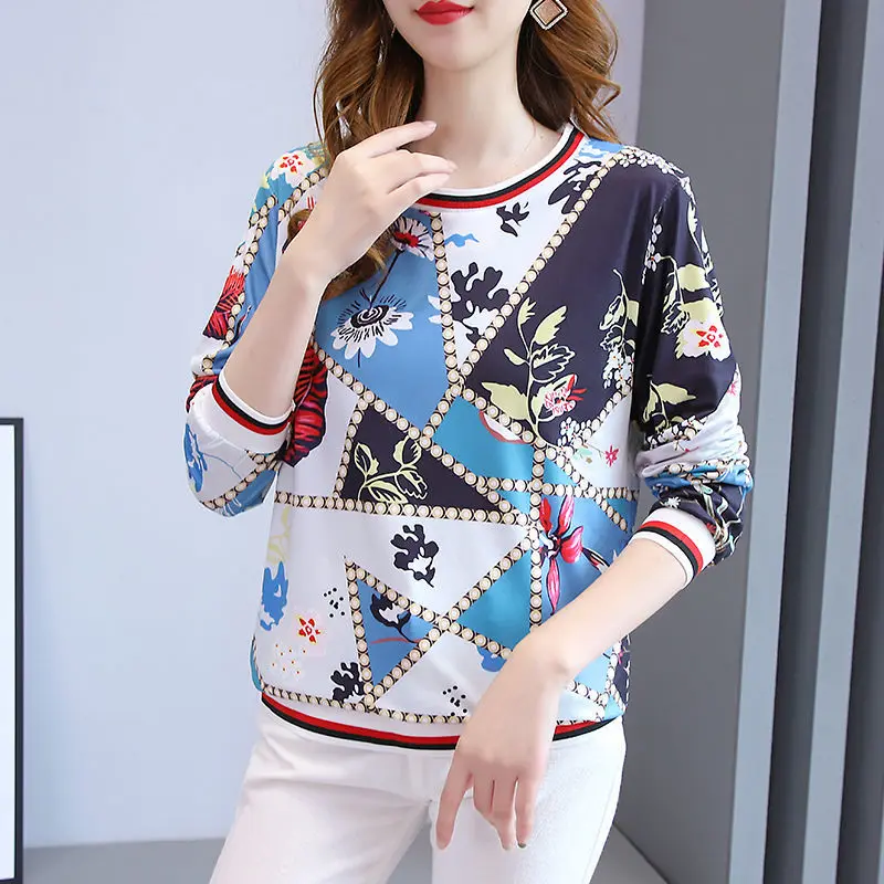 

Long-sleeved T-shirt Women's Bottoming Shirt New Loose Round Neck Loose Fashion Mother's Clothes Pullover Top