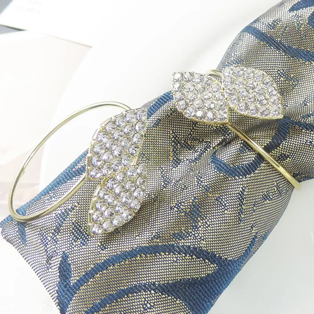 

6Pcs Rhinestone Napkin Rings Buckle Holder Hotel Wedding Dinner Banquet Decor