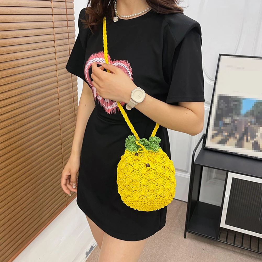 

Сумка кросс-боди Женская с принтом фруктов и ананасов, соломенный плетеный саквояж на плечо для отдыха, милая миниатюрная сумочка для девуш...