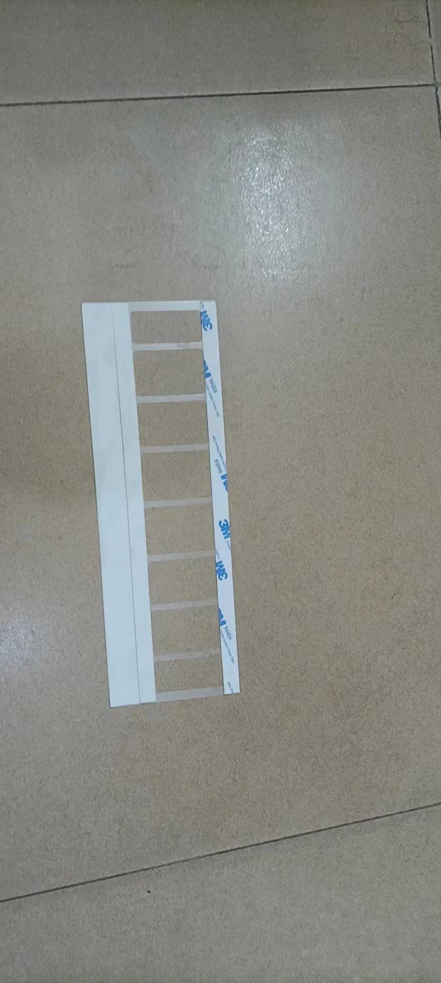 НОВЫЙ ДУЖЕ ДЛЯ Дубликатора ЗАЖИМНАЯ ПЛАСТИНА подходящая для RISO RC RA GR B4 011-12132