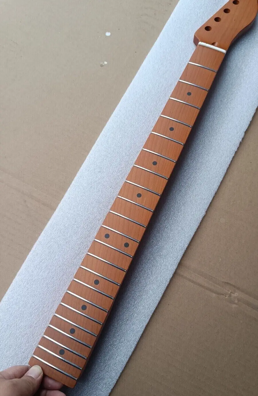 Enlarge New 22fret toasted maple guitar neck 25.5