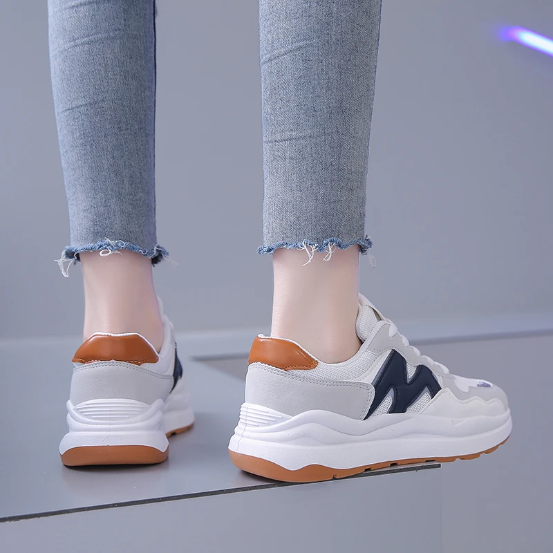 Women Sneakers Casual Walking Shoes Spring/Autumn Lace Up Breathable Soft Women's Sport Shoes Round Toe Outdoor Female