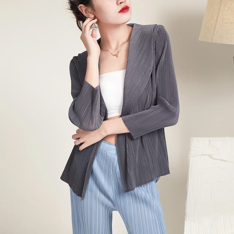 

Miyake Pleated Jackets For Women 45-75kg 2022 Spring Autumn Fashion Loose Long Sleeves Shawl Collar Simple Cardigans
