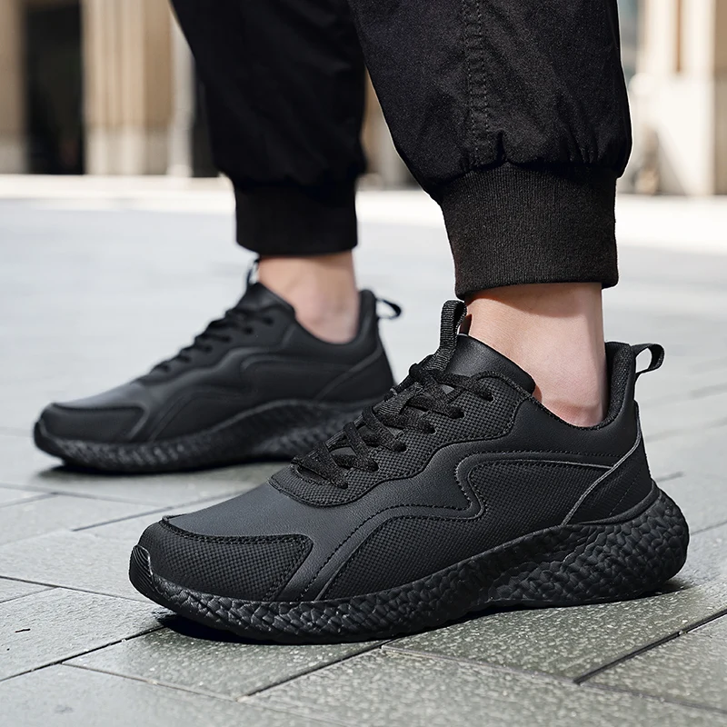 

Мужские легкие кроссовки, повседневная спортивная обувь, черные, дышащие, удобные, для прогулок, 2023
