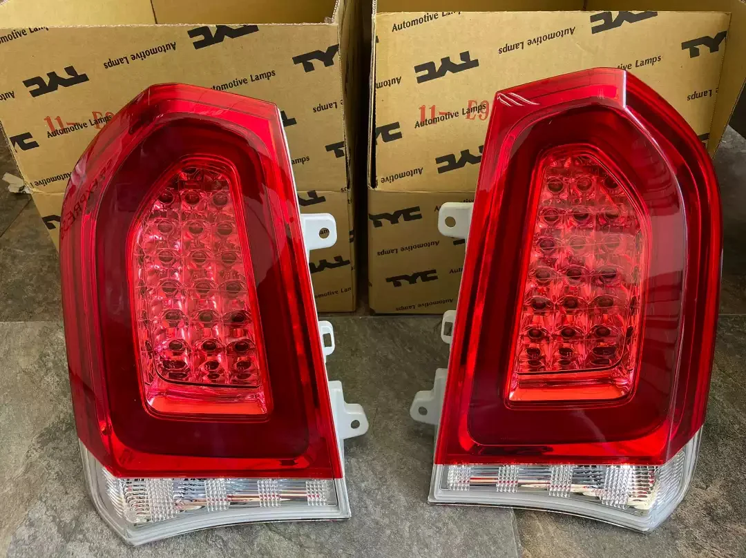 Автомобильный светодиодный задний фонарь светильник рь для Chrysler 300C 2015 тормозной