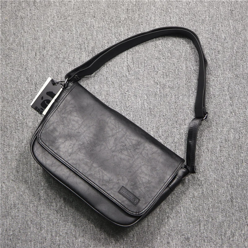

Ape fashion Japan and South Korea trend soft leather men's shoulder bag leisure personality dumpling slanting bag young men's