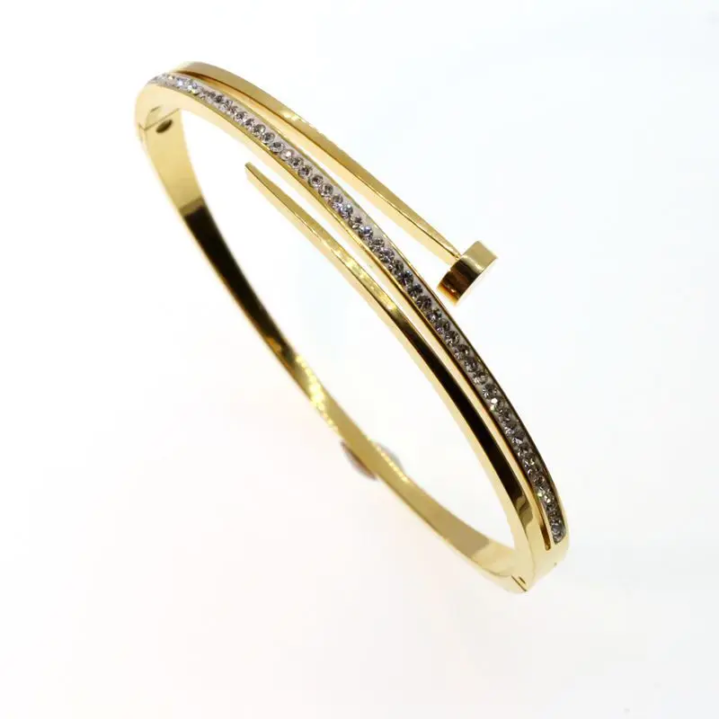 

Europe And The United States Titanium Steel Rose Gold Female Hand Jewelry Fashion Bracelets Nail Luxury