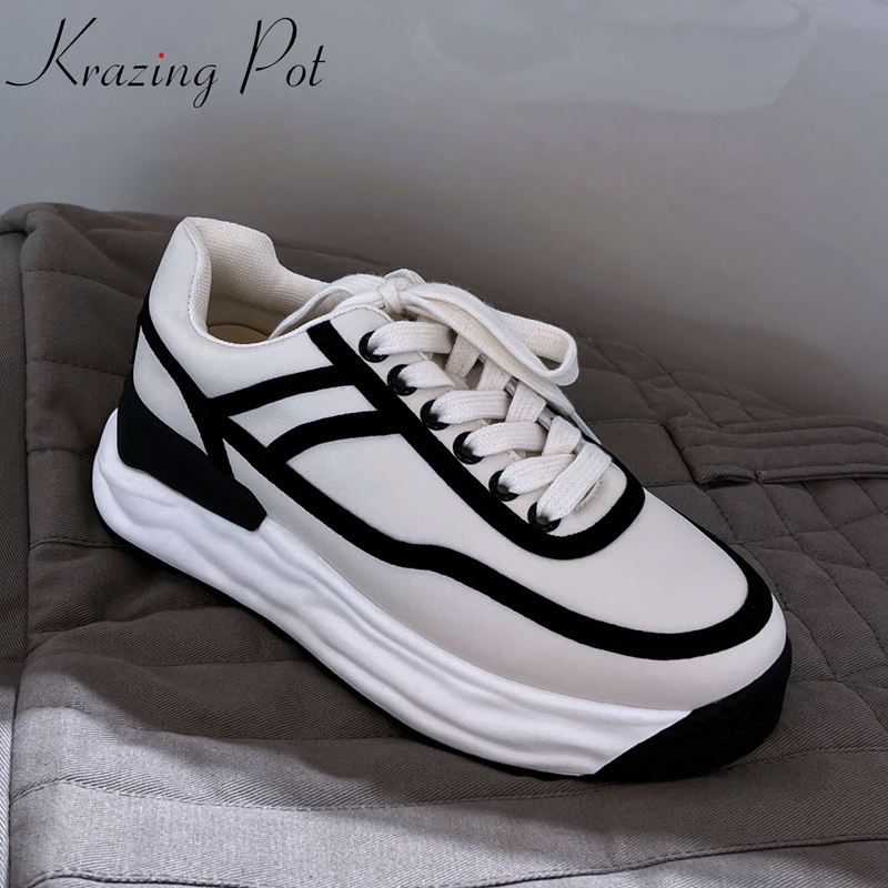 

Krazing Pot Cow Split Leather Round Toe Thick Bottom Sneakers Lace Up flat Platform Leisure Women mixed color Vulcanized Shoes