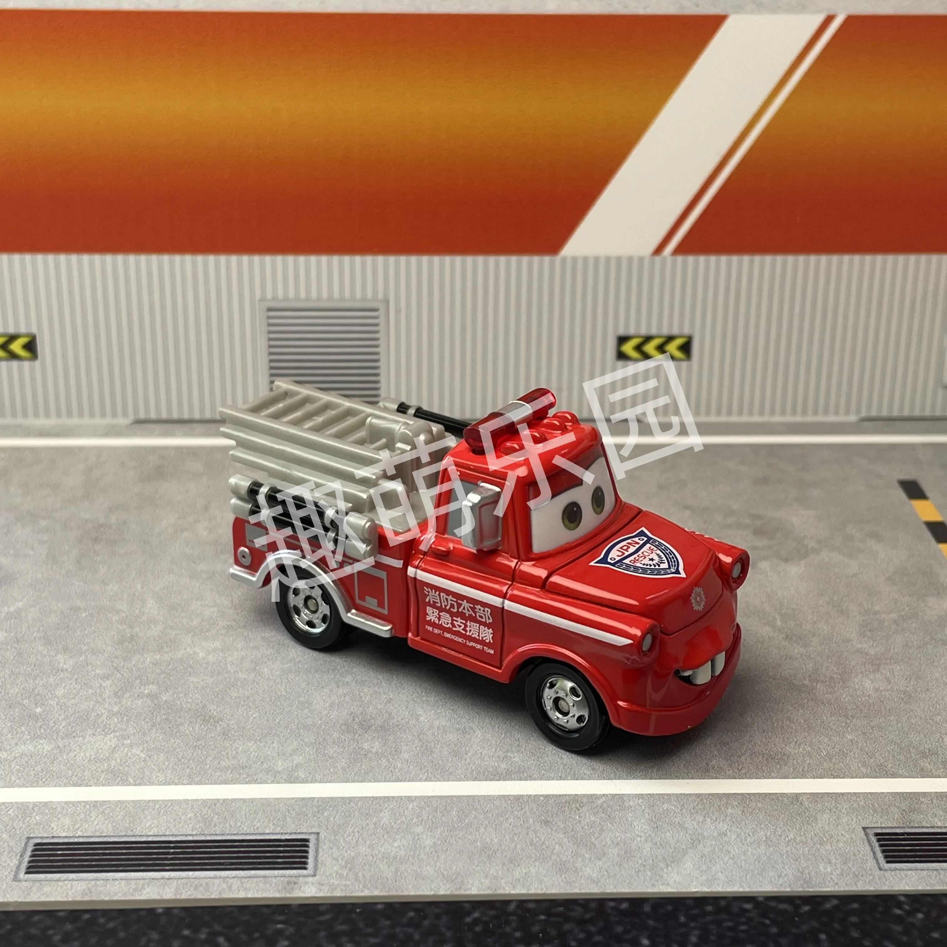 Фото Takara Tomy Disney Cars Tomica C-38 Meter (тип пожарного грузовика), литая под давлением модель автомобиля из сплава, реплика серии, подарки для детей, игрушки для мальчиков №5