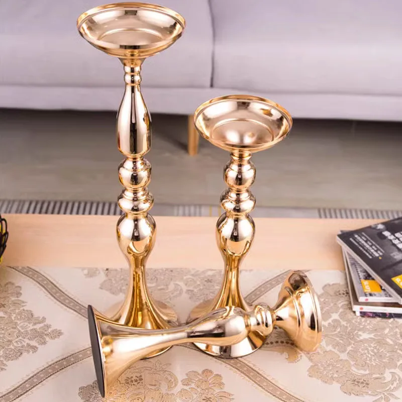 

Gold Pillar Candle Holders Decor for Wedding Centerpieces Metal Candlestick Holder Candlelight Dinner Decoration Table Candles