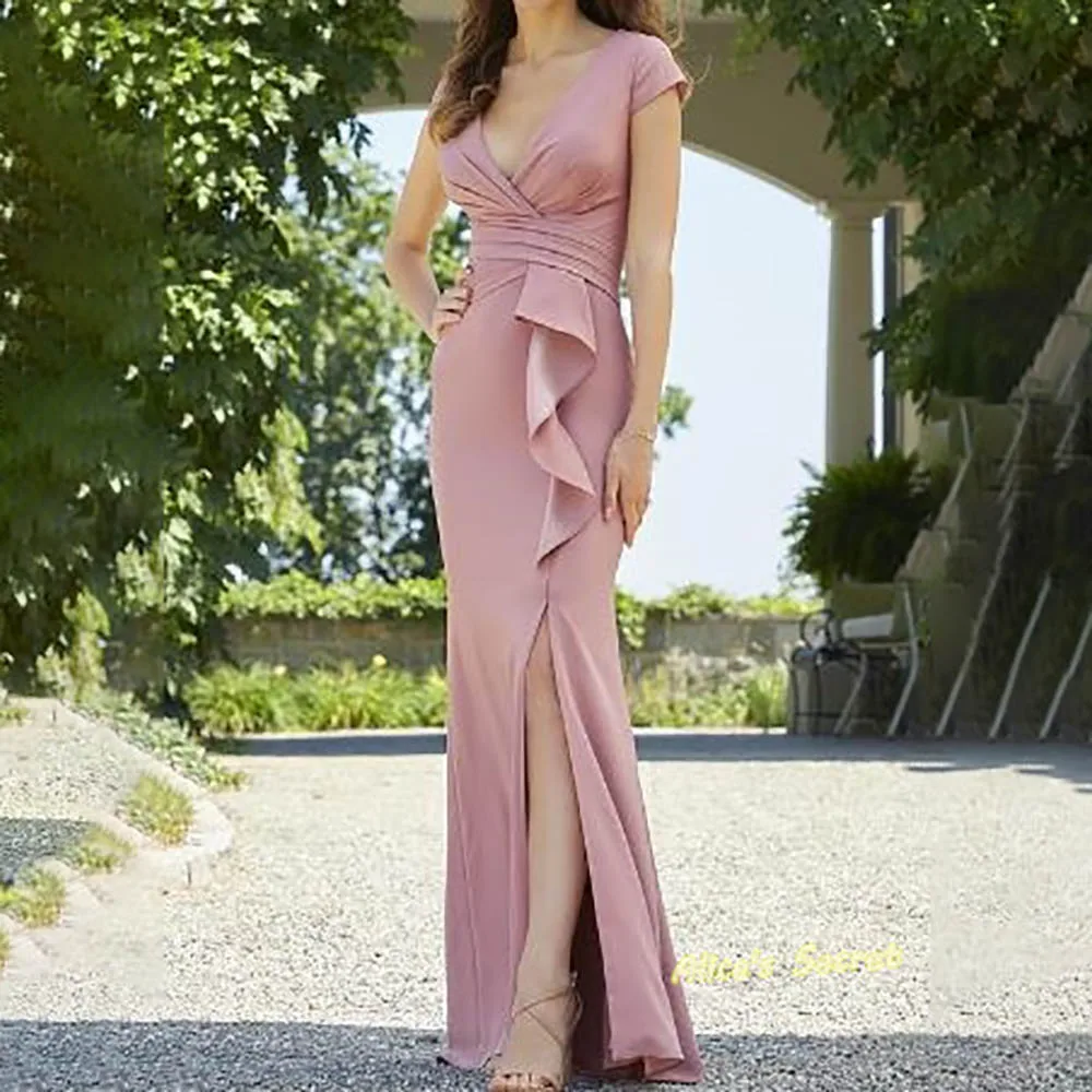 Вечернее платье-Русалка с V-образным вырезом и коротким рукавом