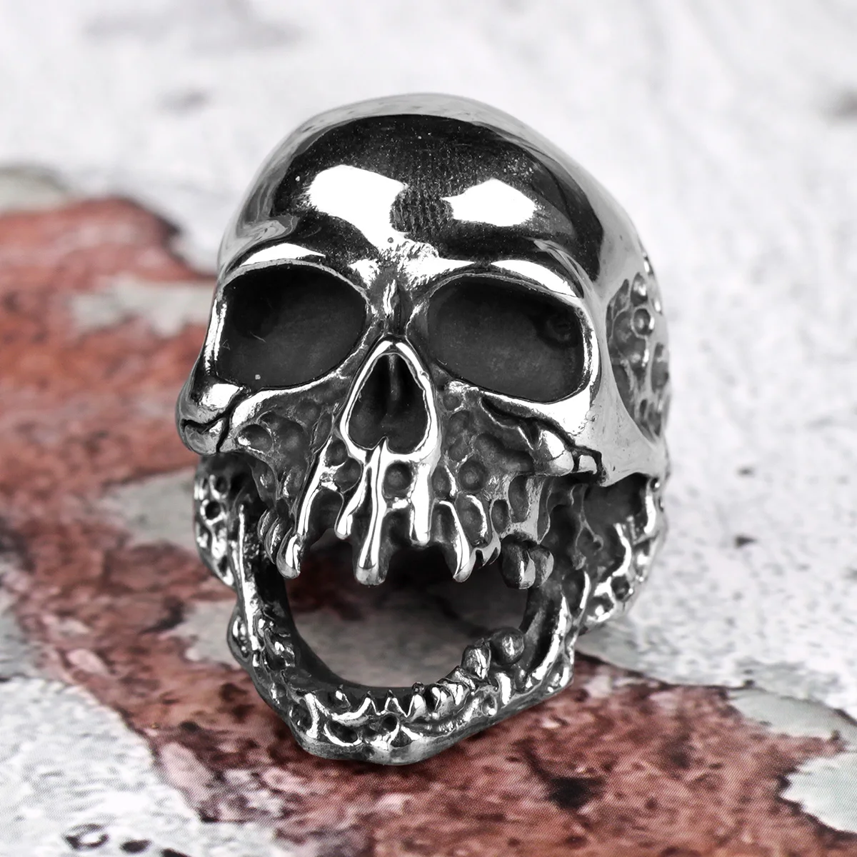 

Stainless Steel Men Rings Domineering Devil Skull Punk Rock Gothic for Biker Male Boyfriend Jewelry Creativity Gift Wholesale