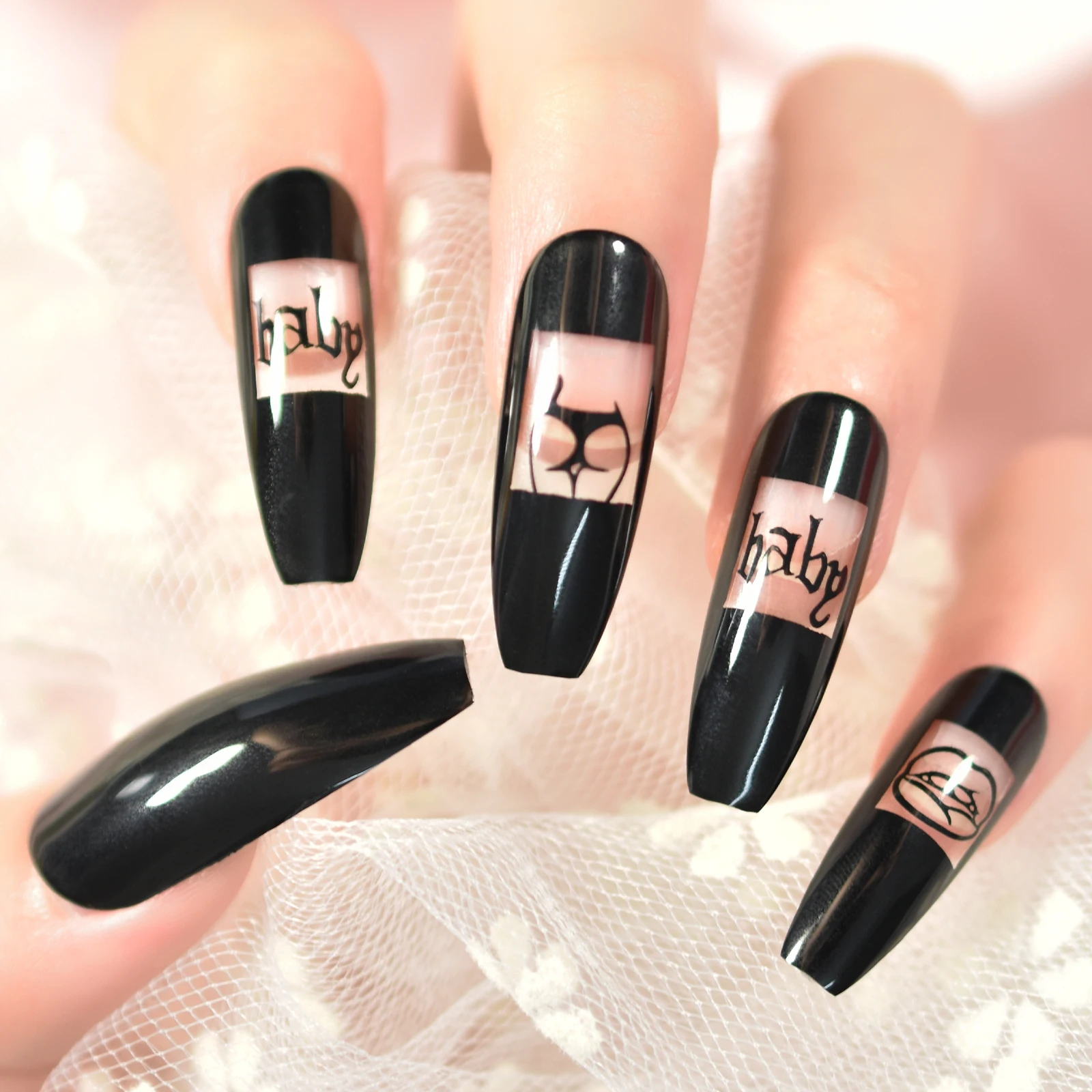 

Длинный гроб, черная кожа, дизайн бикини, задница, губы, ягодицы, пупок, нажимайте на полный охват ногтей, популярный ребенок