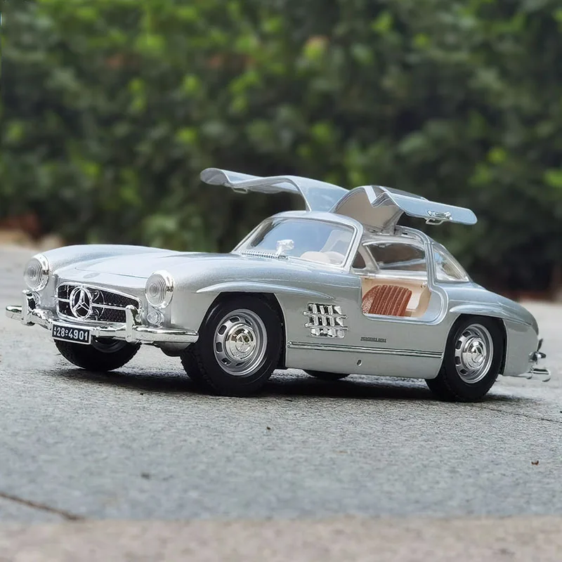 

Литый под давлением Сплав 1:18 1954 Mercedes-Benz 300SL дверь чайки классический автомобиль модель спортивного автомобиля для взрослых Классическая коллекция Витрина игрушка для мальчиков
