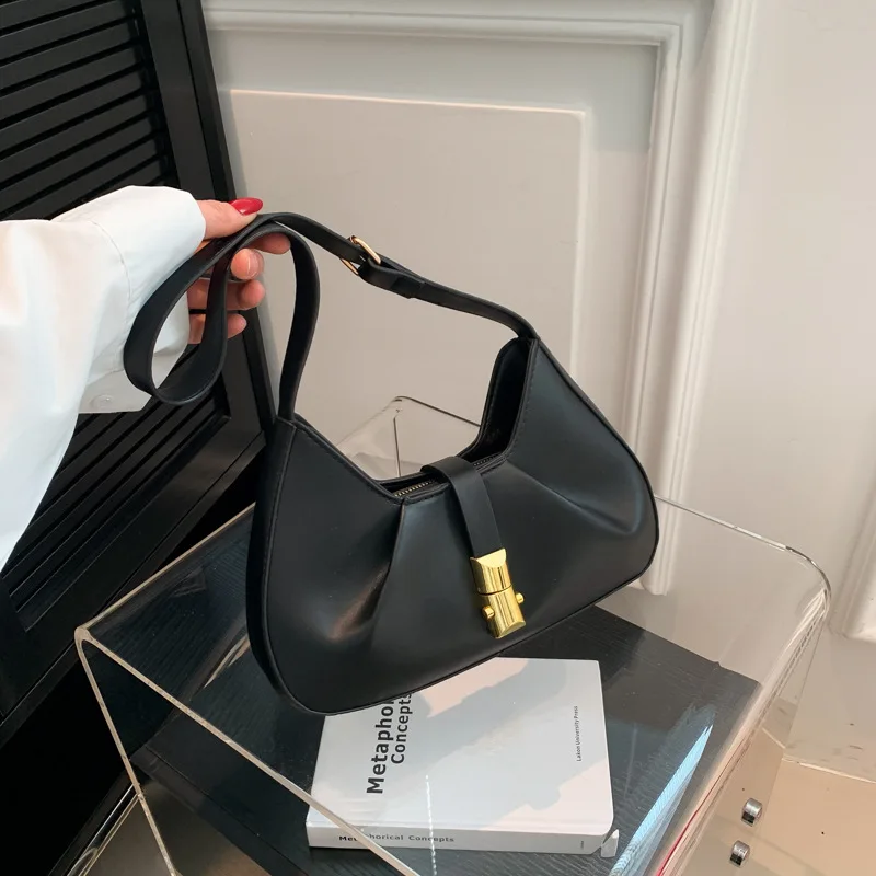 

Trendy Ladies Underarm Shoulder Bag Solid Color PU Leather Handbag Luxury Designer Women Armpit Shopping Bag Chain Clutch Purse