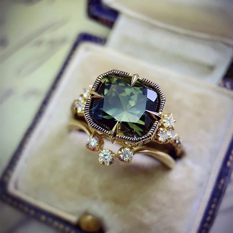 

Retro Royal Style Blue Square Stone Ring Women's Carved Pattern Series Ring Anniversary Gift Jewelry Anillo femenino
