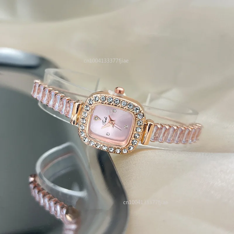 Роскошные модные цветные квадратные циркониевые изысканные часы-браслет с