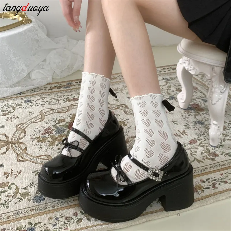 Туфли женские с бантом-бабочкой на толстой подошве