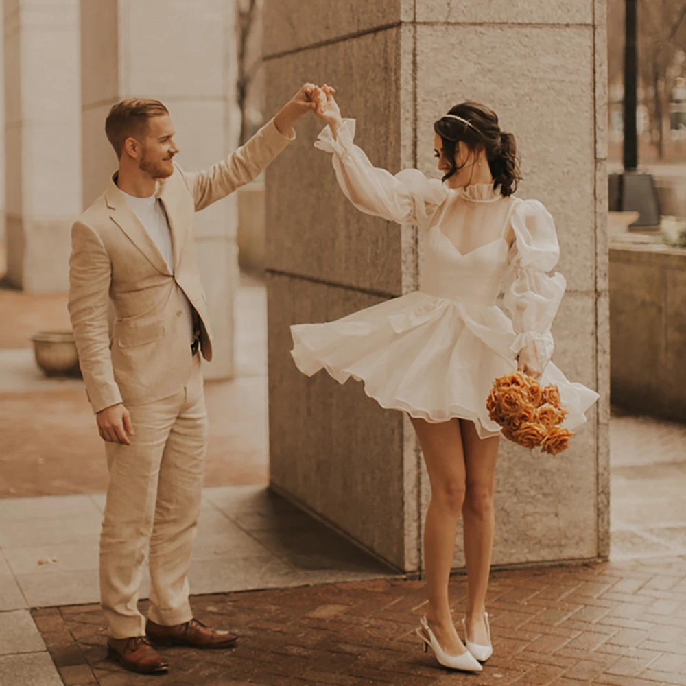 

2022 Short Wedding Dresses O-Neck Long Puff Sleeves Mini Bride Dresses Sexy Illusion Formal Wedding Gowns