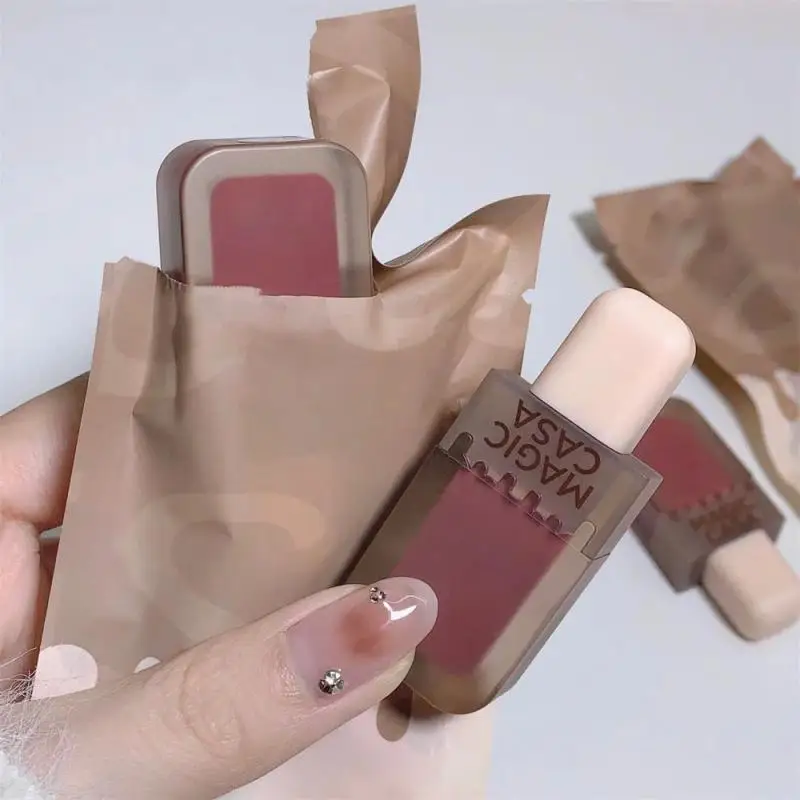 Стойкий блеск для губ матовая туманная отбеливающая Помада здоровья и красоты