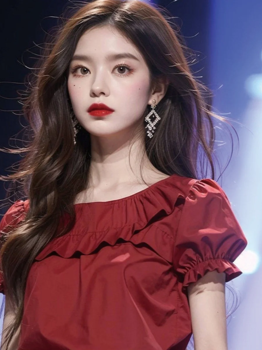 Женская рубашка с коротким рукавом красная оборками во французском стиле Милый