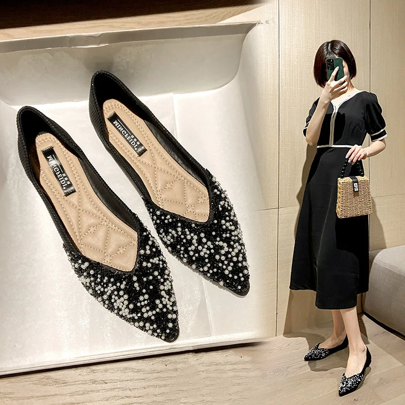 Women's Shoes 2022 New Fairy Sweet Pearl Pointed Shallow Mouth Flat Bottom Slim Soft Sole Large Single Shoes for Women
