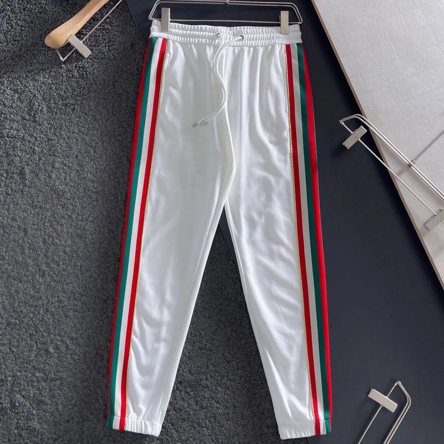 

The Latest Spring And Autumn Ice Silk Pants Men's Trendy Casual Loose Korean Version All-match Trend Nine Points Leggings