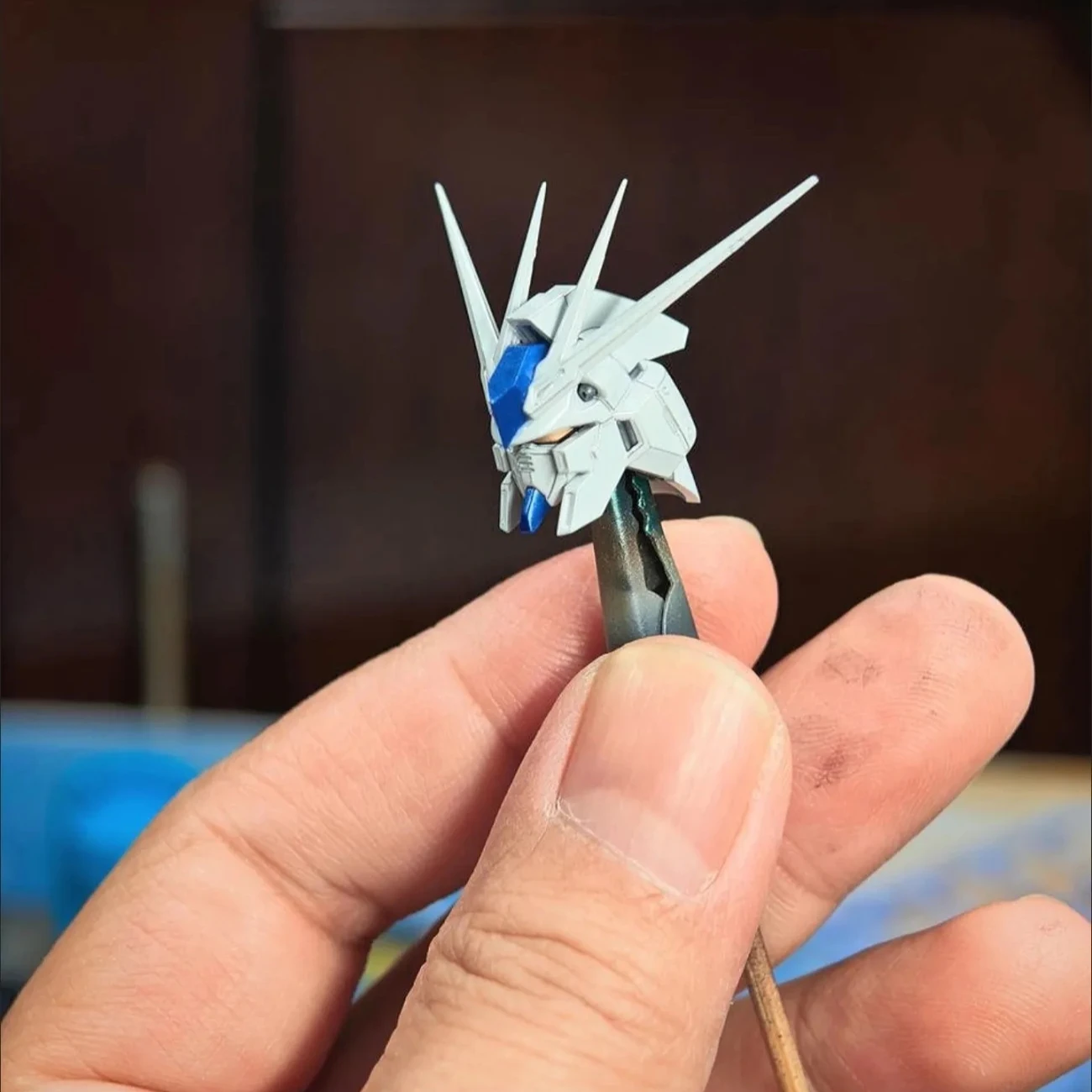 Фото Набор пластиковых моделей Changlong 5503Drg Hi-Nu Titanium Coating Base Limited 1/144 RX-93-V2 №2