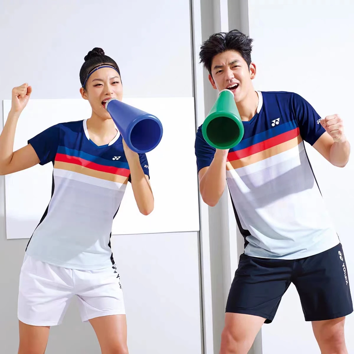 YY badminton T-shirt half sleeve rainbow color V-neck men and women outdoor sports tennis quick drying clothes breathable sweat