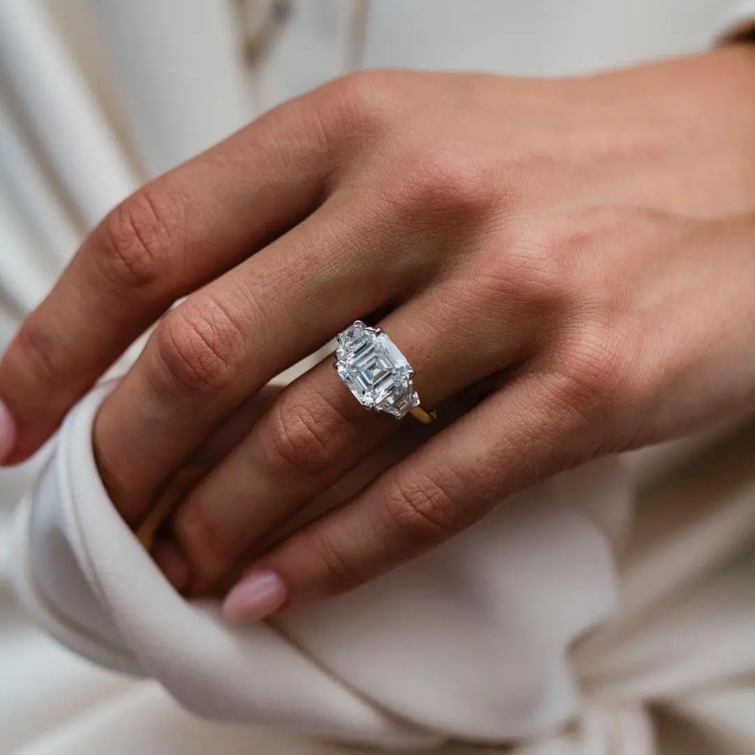 JOVOVASMILE Square Moissanite Ring 4.5carat 9.5x9.5mm Asscher Cut Two-Tone 18k Yellow White Rose Gold With 2.2mm Solitaire Band