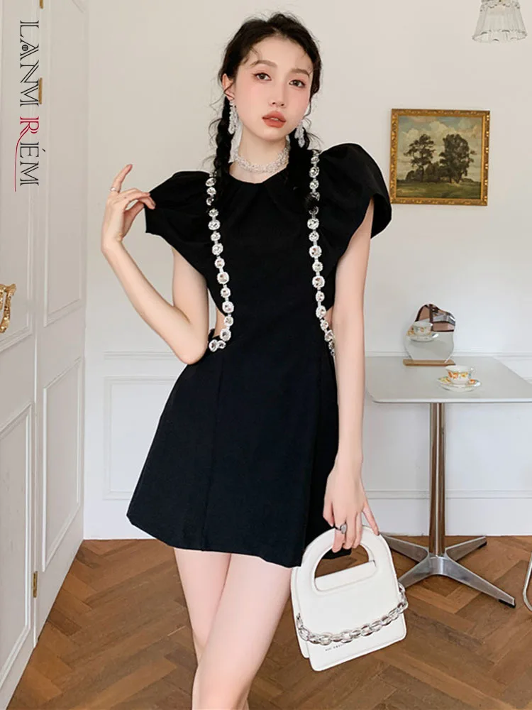 

LANMREM Retro Rhinestone Beaded Slim Waist Hollow Out Bud Sleeve Black Dress For Women 2222 Summer Mini Style Fashion 2R2083