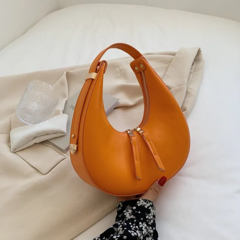 

Новая атмосферная женская сумка-багет на одно плечо в винтажном стиле